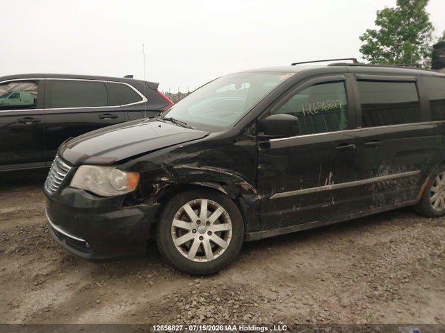 2014 Chrysler Town & Country Touring მანქანა იყიდება აუქციონზე, vin: 2C4RC1BG1ER117081, აუქციონის ნომერი: 12656827