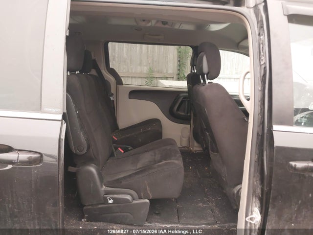 2014 Chrysler Town & Country Touring მანქანა იყიდება აუქციონზე, vin: 2C4RC1BG1ER117081, აუქციონის ნომერი: 12656827