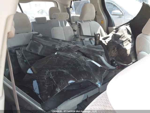 Aukcja sprzedaży 2011 Toyota Sienna Le 8 Passenger, vin: 5TDKK3DC6BS136643, numer aukcji: 12656839