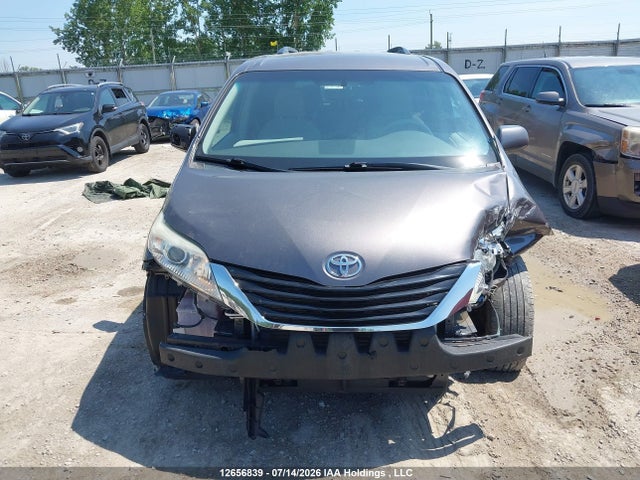 Aukcja sprzedaży 2011 Toyota Sienna Le 8 Passenger, vin: 5TDKK3DC6BS136643, numer aukcji: 12656839
