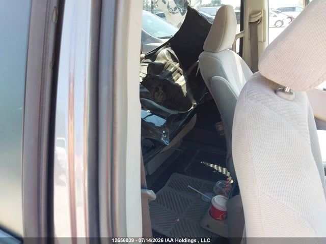 Aukcja sprzedaży 2011 Toyota Sienna Le 8 Passenger, vin: 5TDKK3DC6BS136643, numer aukcji: 12656839