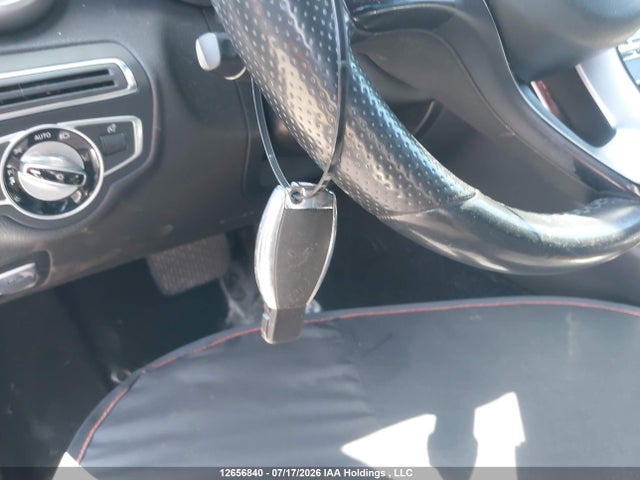 2016 Mercedes-benz C 300 4matic მანქანა იყიდება აუქციონზე, vin: 55SWF4KB2GU154542, აუქციონის ნომერი: 12656840