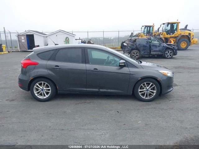 Ford FOCUS SE 2015 1FADP3K27FL278016 Image 13
