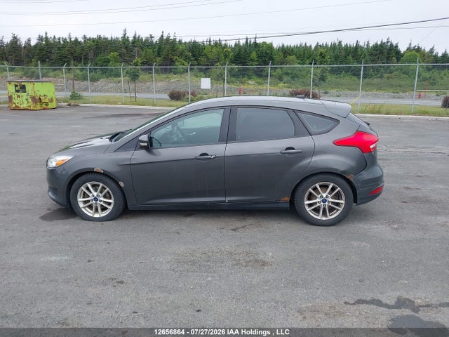 Ford FOCUS SE 2015 1FADP3K27FL278016 Image 14