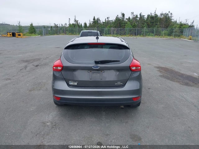 Ford FOCUS SE 2015 1FADP3K27FL278016 Image 16
