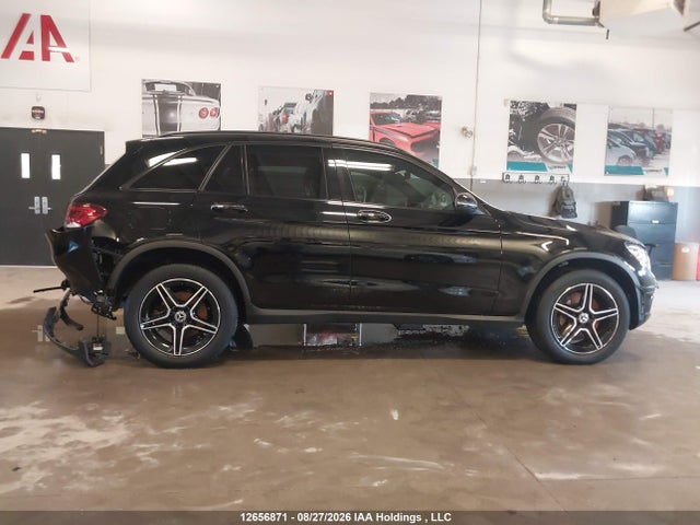 WDC0G8EBXLV214113 Mercedes-Benz Glc 300 4matic