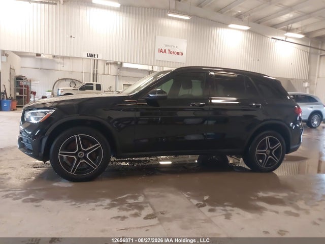 WDC0G8EBXLV214113 Mercedes-Benz Glc 300 4matic