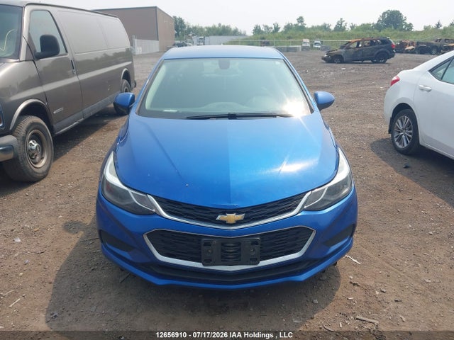Chevrolet Cruze 2018 1G1BE5SM7J7231762 Image 12