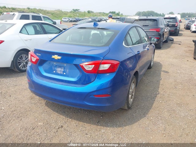 Chevrolet Cruze 2018 1G1BE5SM7J7231762 Image 4