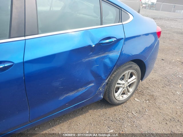 Chevrolet Cruze 2018 1G1BE5SM7J7231762 Image 6