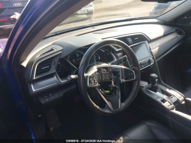 Honda Civic Touring 2017 2HGFC1F99HH103973 Image 19