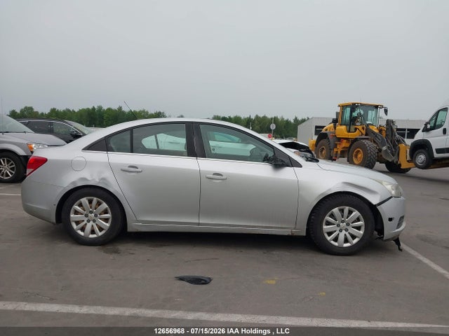 2011 Chevrolet Cruze მანქანა იყიდება აუქციონზე, vin: 1G1PA5SHXB7255592, აუქციონის ნომერი: 12656968