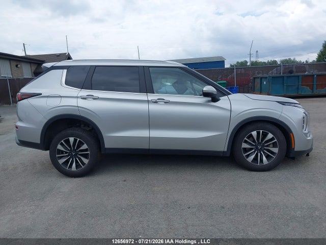 Продаж на аукціоні авто 2025 Mitsubishi Outlander, vin: JA4J4VA80SZ623783, номер лоту: 12656972