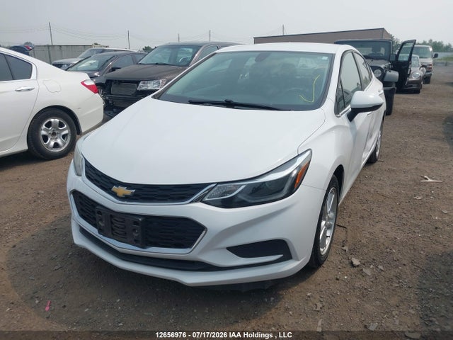 Chevrolet CRUZE LT 2017 3G1BE5SM8HS600852 Image 2