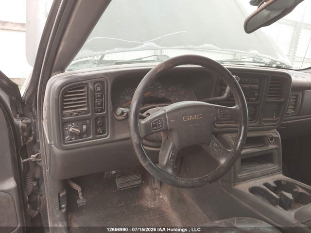 12656990 :رقم المزاد ، 2GTEK19T431375112 vin ، 2003 Gmc New Sierra K1500 مزاد بيع