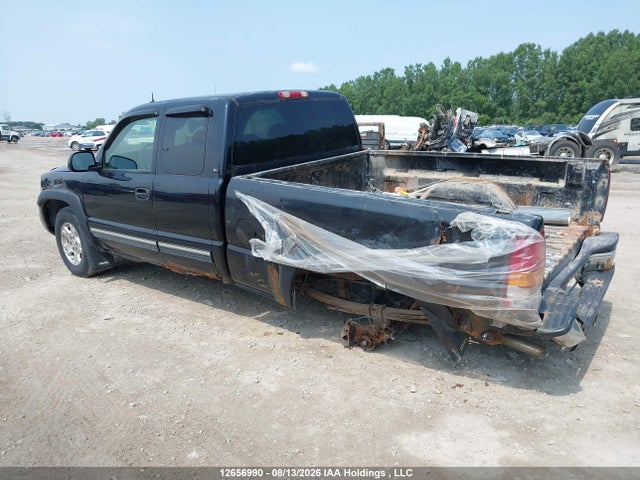 12656990 :رقم المزاد ، 2GTEK19T431375112 vin ، 2003 Gmc New Sierra K1500 مزاد بيع