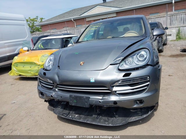 Porsche Cayenne Platinum Edition 2014 WP1AA2A21ELA90258 Image 12