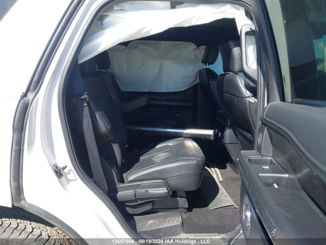 Ford Expedition Limited 2019 1FMJU2AT8KEA40647 Image 8