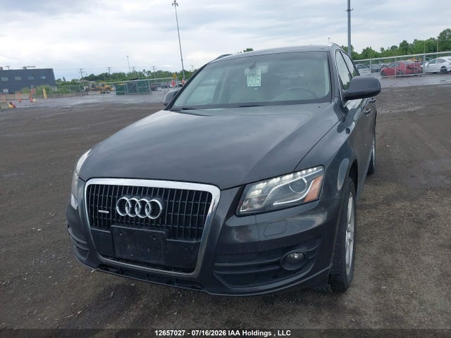 2012 Audi Q5 Premium მანქანა იყიდება აუქციონზე, vin: WA1CKCFP6CA010053, აუქციონის ნომერი: 12657027