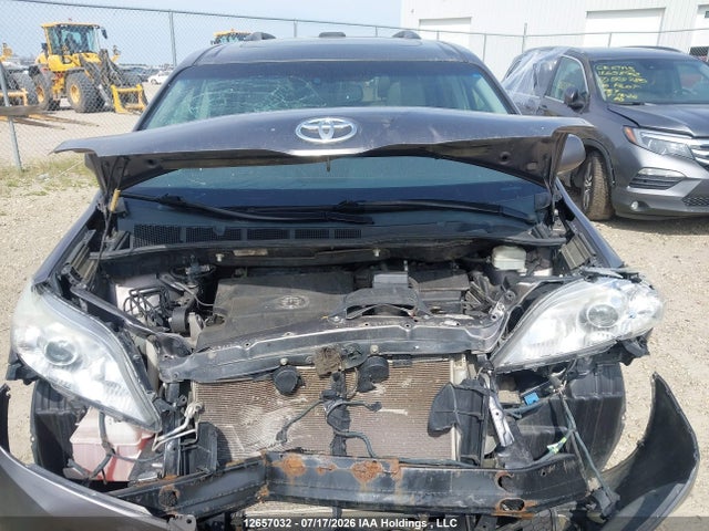 Продажа на аукционе авто 2011 Toyota Sienna Xle/limited, vin: 5TDDK3DC1BS018556, номер лота: 12657032
