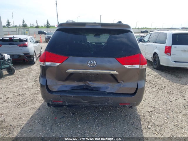 Продажа на аукционе авто 2011 Toyota Sienna Xle/limited, vin: 5TDDK3DC1BS018556, номер лота: 12657032