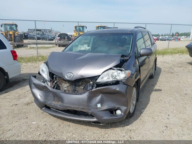 Продажа на аукционе авто 2011 Toyota Sienna Xle/limited, vin: 5TDDK3DC1BS018556, номер лота: 12657032