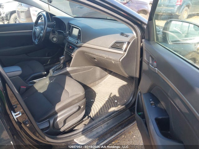 Продаж на аукціоні авто 2017 Hyundai Elantra Gl, vin: KMHD84LF0HU129759, номер лоту: 12657053