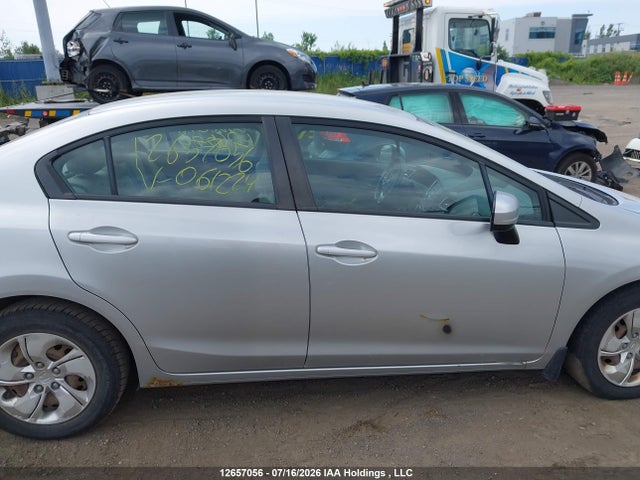 Honda Civic 2015 2HGFB2F46FH061224 Image 13