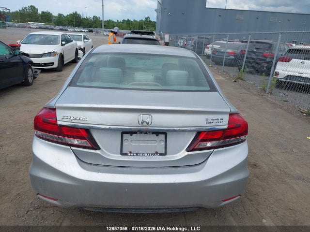 Honda Civic 2015 2HGFB2F46FH061224 Image 16