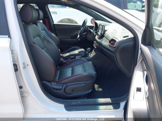 Продаж на аукціоні авто 2018 Hyundai Elantra Gt Sport, vin: KMHH55LC6JU043903, номер лоту: 12657085