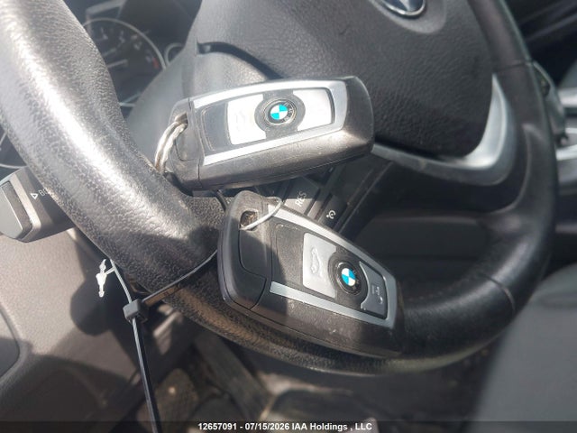 WBA8D9G32HNU65161 BMW 330 XI