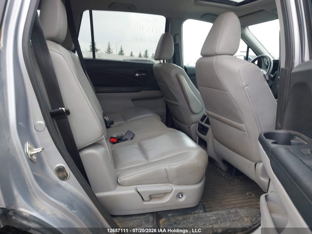 Продаж на аукціоні авто 2017 Honda Pilot Ex-l Navi, vin: 5FNYF6H78HB505979, номер лоту: 12657111