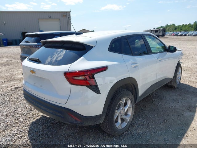 Chevrolet TRAX LS 2025 KL77LFE20SC256544 Image 4