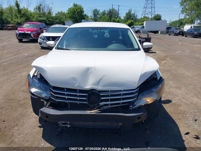 Volkswagen PASSAT S 2015 1VWAV7A39FC045000 Image 13