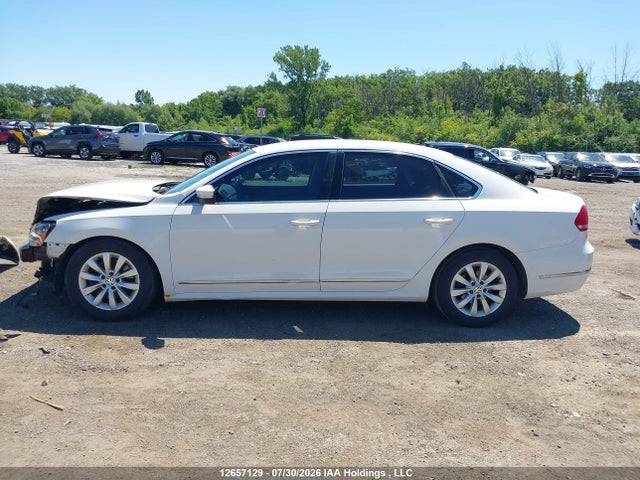 Volkswagen PASSAT S 2015 1VWAV7A39FC045000 Image 15