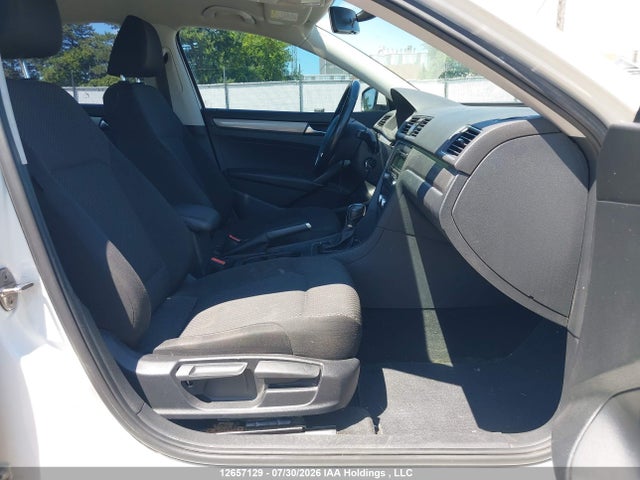 Volkswagen PASSAT S 2015 1VWAV7A39FC045000 Image 5