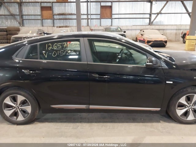12657132 :رقم المزاد ، KMHC85LH2HU015183 vin ، 2017 Hyundai Ioniq Limited مزاد بيع