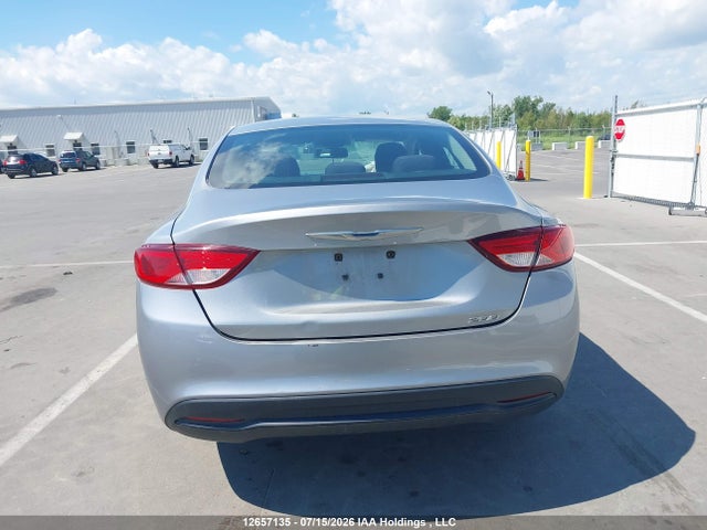 Chrysler 200 LX 2015 1C3CCCFB0FN550006 Image 16