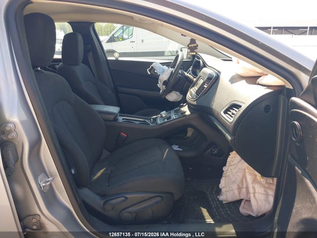 Продажа на аукционе авто 2015 Chrysler 200 Lx, vin: 1C3CCCFB0FN550006, номер лота: 12657135