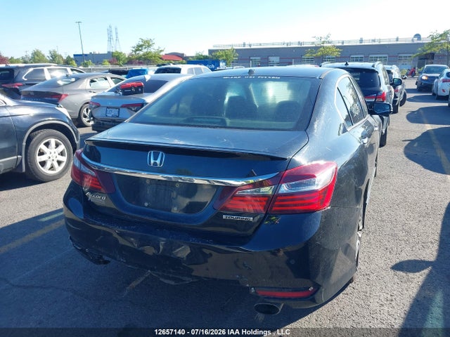 Honda Accord Touring 2016 1HGCR2F06GA802290 Image 16