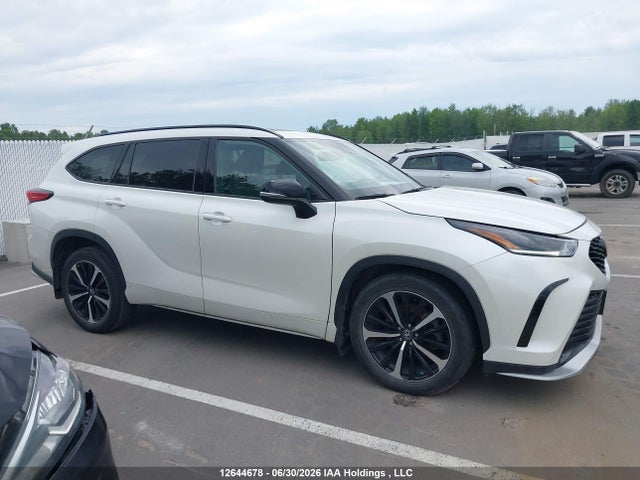 2021 Toyota Highlander Xse მანქანა იყიდება აუქციონზე, vin: 5TDLZRBH1MS135663, აუქციონის ნომერი: 12644678