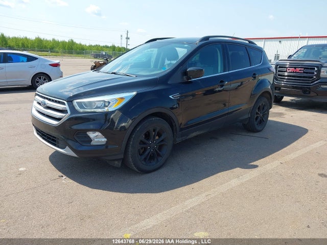 Ford ESCAPE SE 2017 1FMCU9GD0HUC05283 Image 2