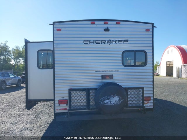 12657159 :رقم المزاد ، 4X4TCKC20NX157517 vin ، 2022 Cherokee 274lrk مزاد بيع
