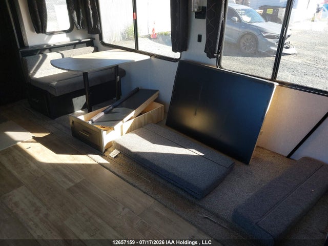 12657159 :رقم المزاد ، 4X4TCKC20NX157517 vin ، 2022 Cherokee 274lrk مزاد بيع