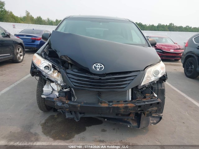 Продаж на аукціоні авто 2015 Toyota Sienna, vin: 5TDZK3DC8FS650708, номер лоту: 12657168
