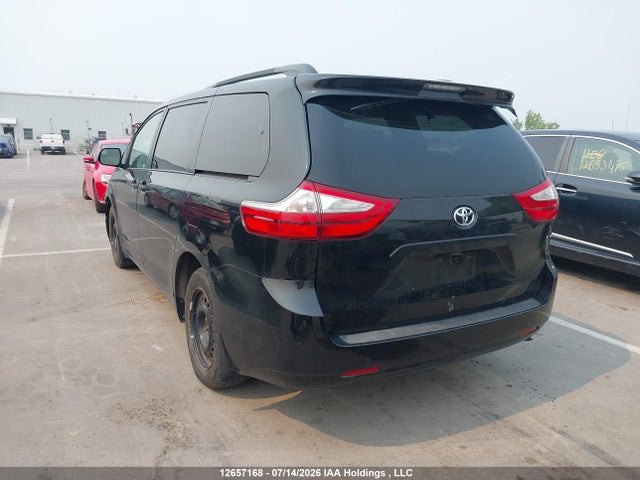 Продаж на аукціоні авто 2015 Toyota Sienna, vin: 5TDZK3DC8FS650708, номер лоту: 12657168