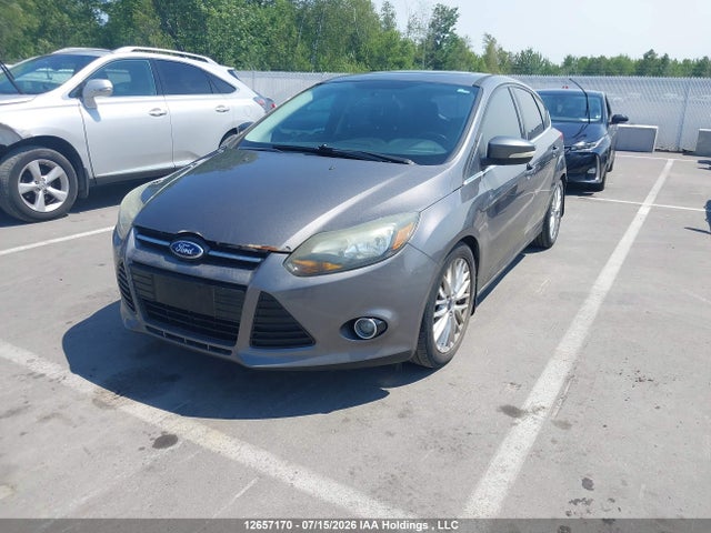 Ford Focus Titanium 2014 1FADP3N27EL303622 Image 2