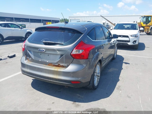 Ford Focus Titanium 2014 1FADP3N27EL303622 Image 4