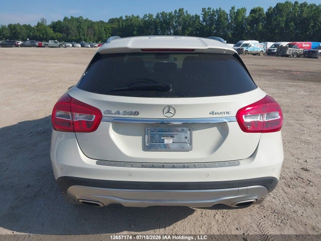 Mercedes-Benz GLA-Class 2017 WDCTG4GB3HJ294923 Image 16