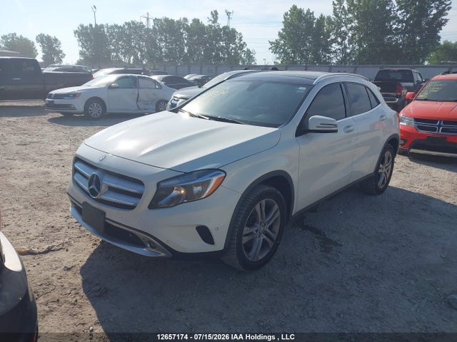 Mercedes-Benz GLA-Class 2017 WDCTG4GB3HJ294923 Image 2